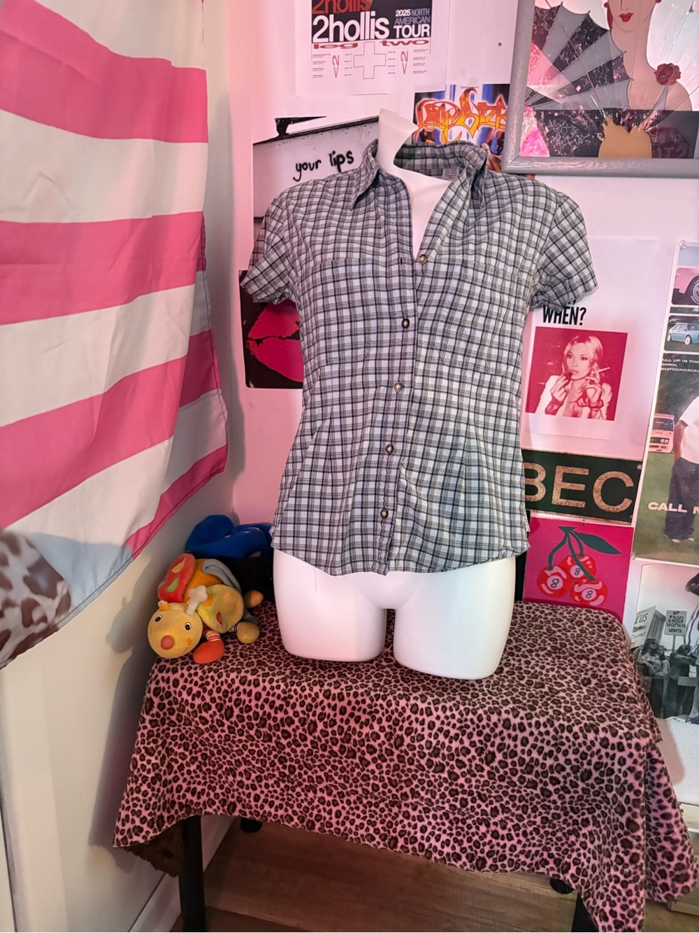 Levi's Gray and Blue Short-Sleeve Plaid Button-Down Shirt